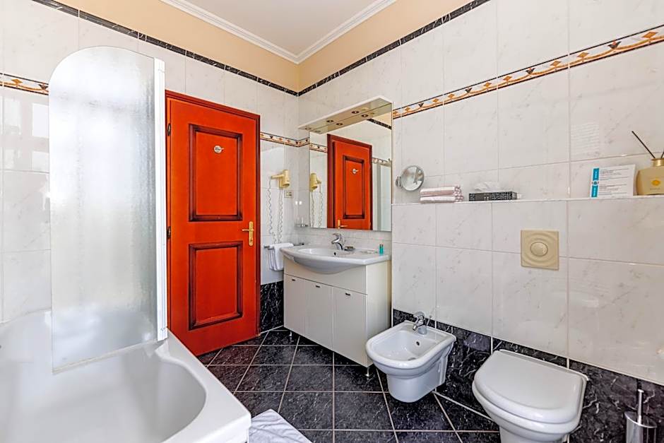 Hotel Savoy