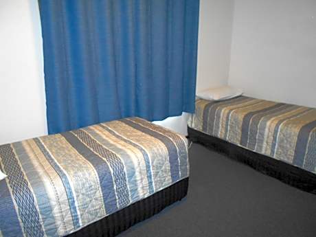 2 BEDROOMS, APARTMENT
