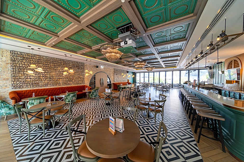 Premier Inn Dubai Barsha Heights