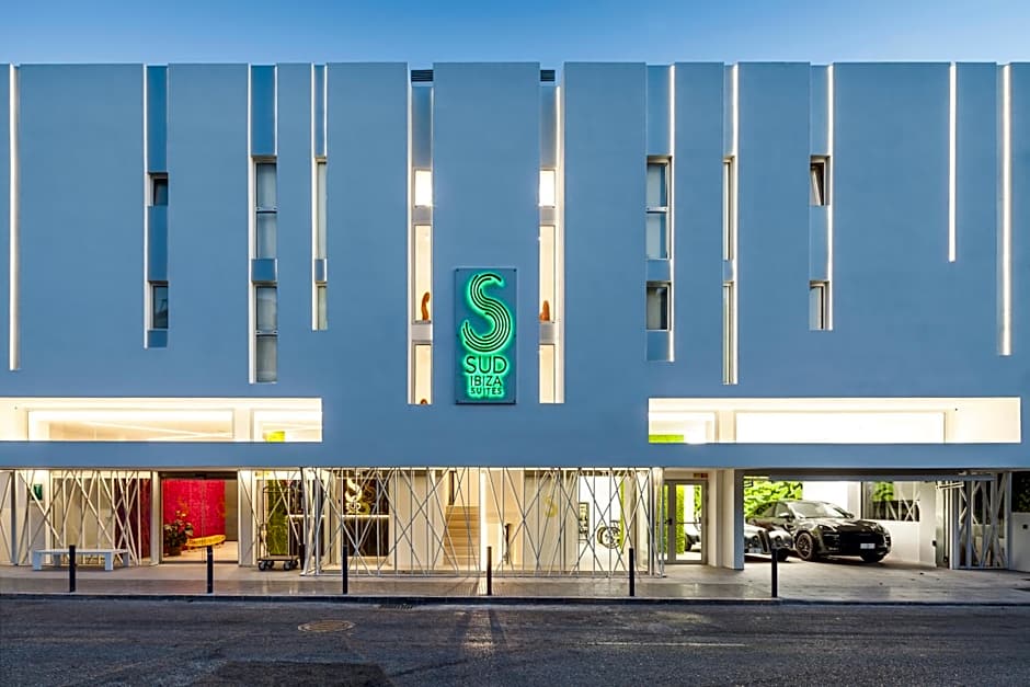 Sud Ibiza Suites