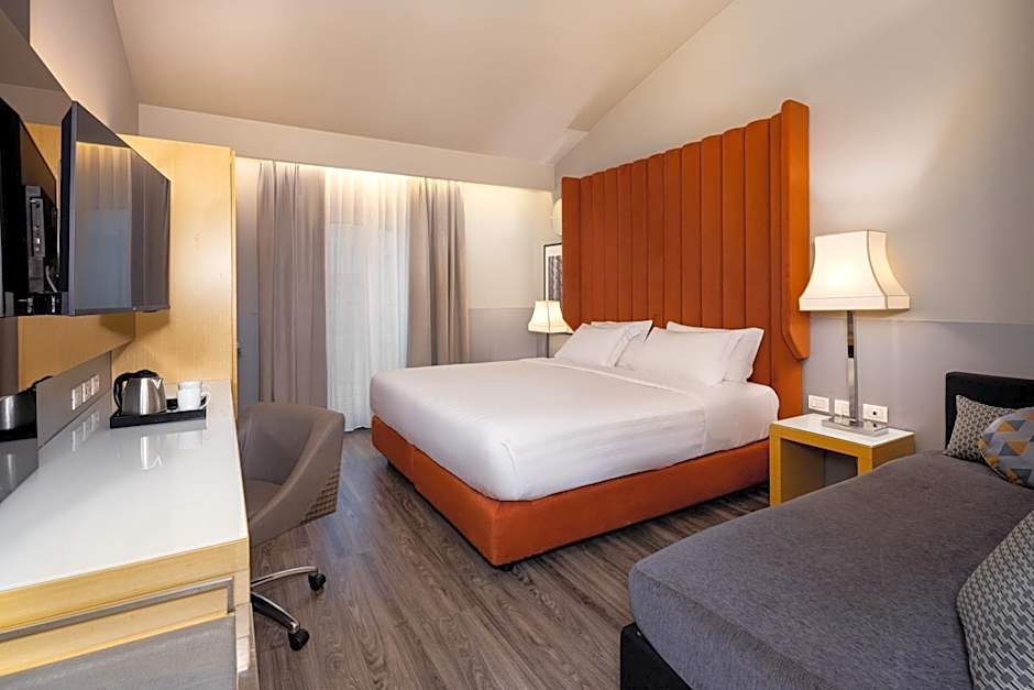 Holiday Inn Milan Garibaldi Station By IHG