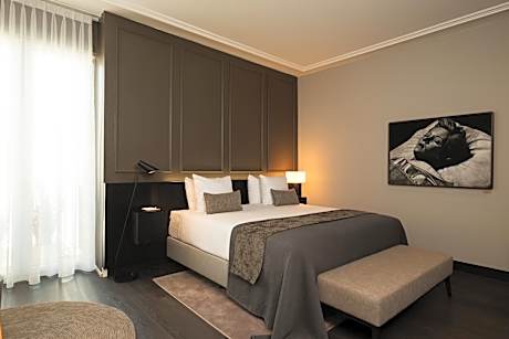 Premium Deluxe Room