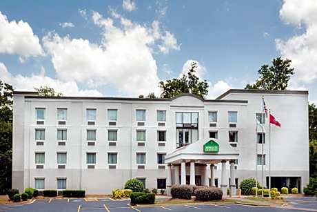 Wingate by Wyndham Athens Near Downtown