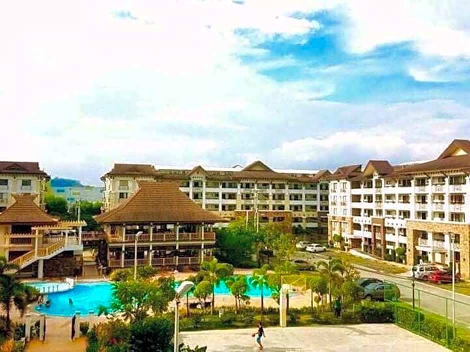 ONE OASIS B2 back of SM MALL free pool wifi