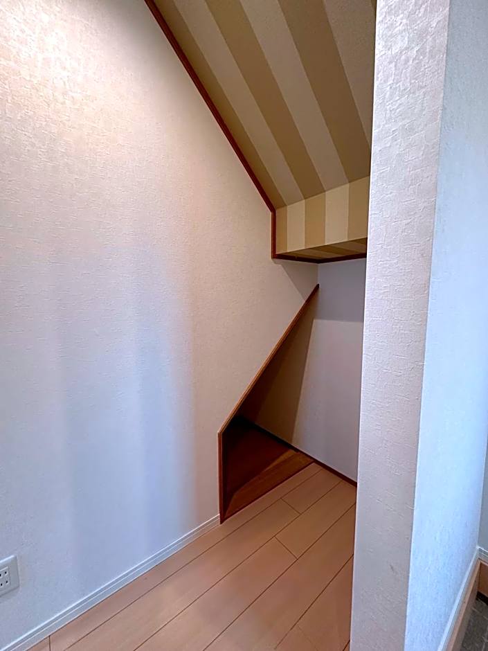 The Lobs 2, Rusutsu, Yotei view, 8 mins to Rusutsu