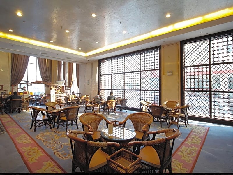 Greentree Eastern Huainan Guangchang Road Hotel