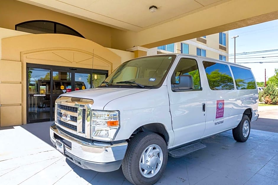 Comfort Suites Austin Airport