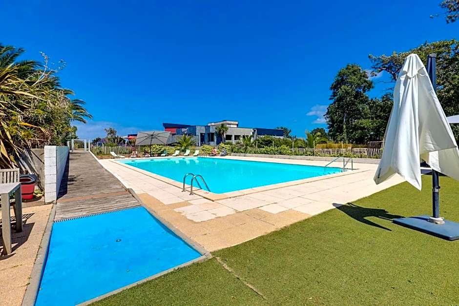 Brit Hotel Golfhotel Saint Samson