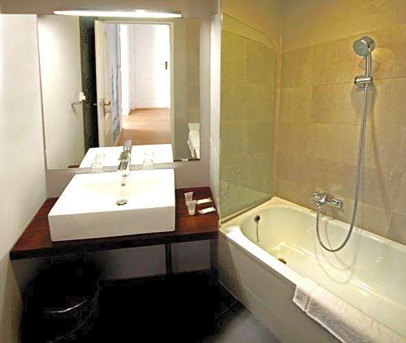 U Stare Pani - At the Old Lady Hotel