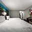 Red Roof PLUS & Suites Virginia Beach - Seaside