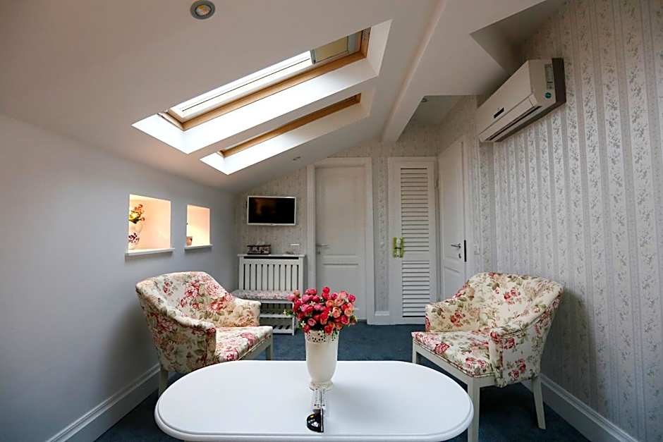 Hotel Les Jardins Carol