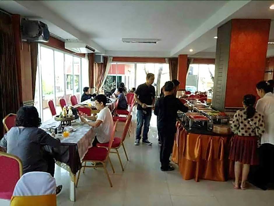 Le Parc Wangnang Hotel