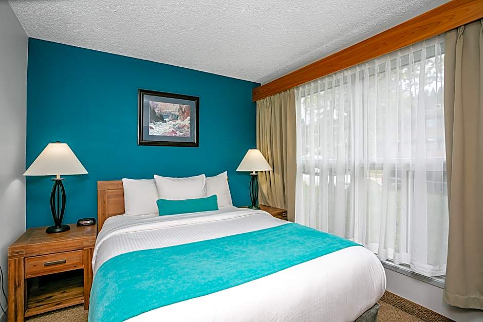 Photo 1 of 7 of 1 Bedroom 3 Beds Suite