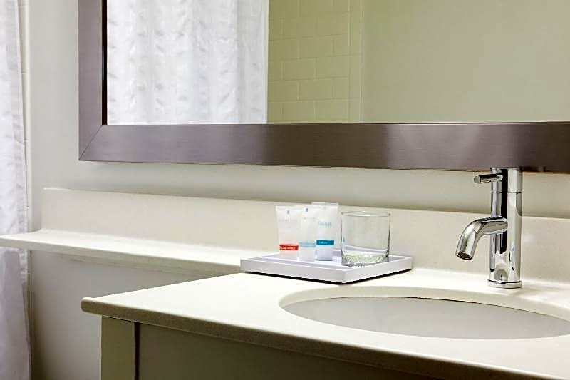 Four Points by Sheraton Chicago OHare Airport
