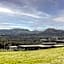 Hanging Rock Views