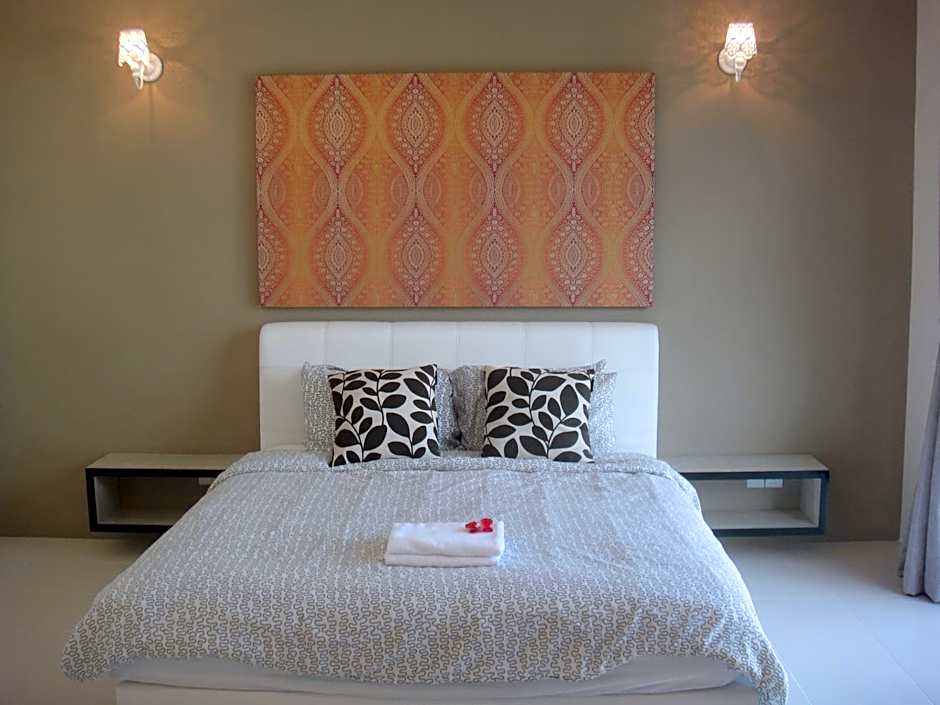 Batu Ferringhi - Shamrock Beach Villas