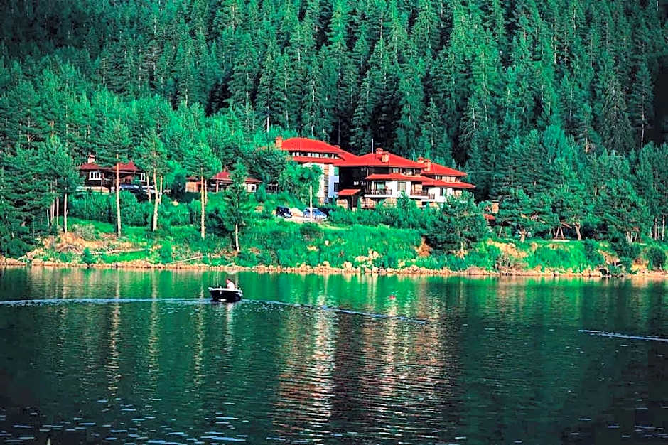 Foto 1 daripada 50 — Къщи за гости "Комплекс ОАЗИС"