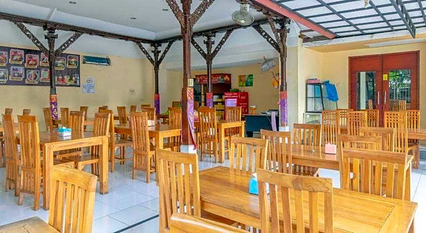 Guntur Hotel