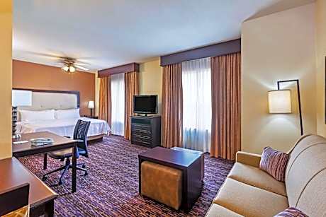 King Studio Suite - Non-Smoking