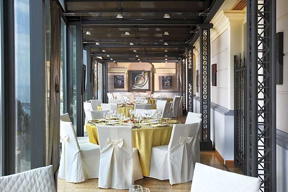 Excelsior Palace Hotel