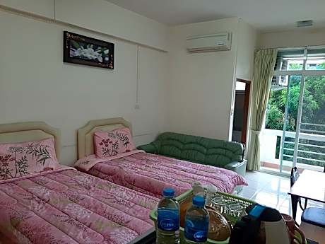 Large Twin Room