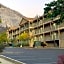 Yosemite View Lodge