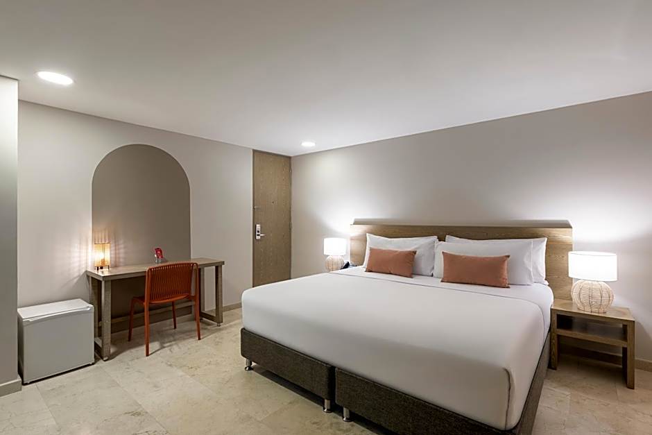 Hotel MS Ciudad Jardin Plus