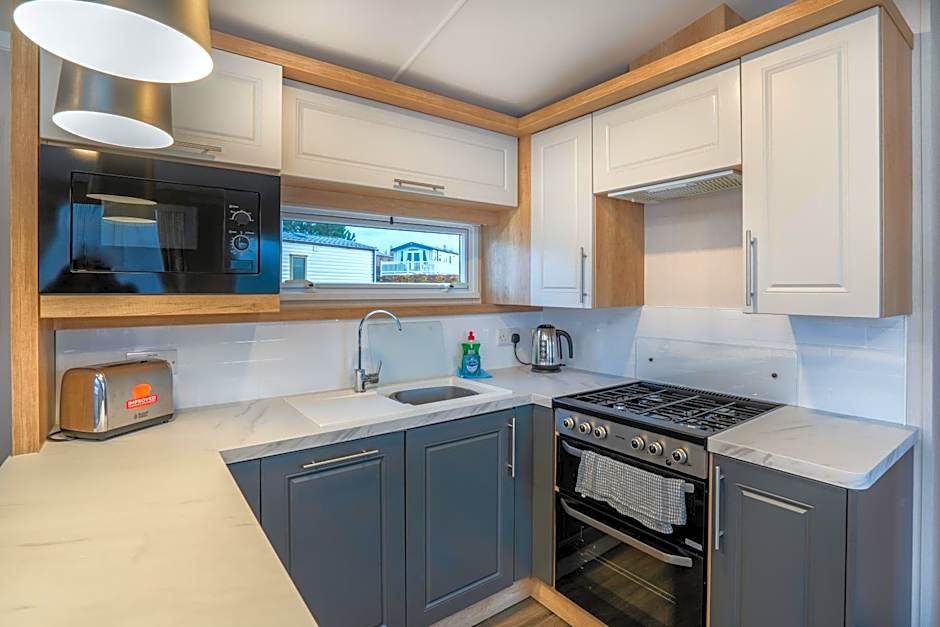 Luxury 8 Berth-Wheelchair Access