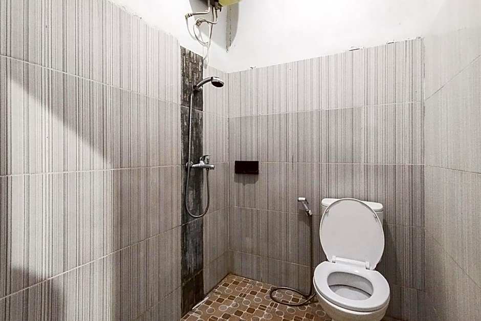 RedDoorz at Hotel Grand Yuda Tenggarong