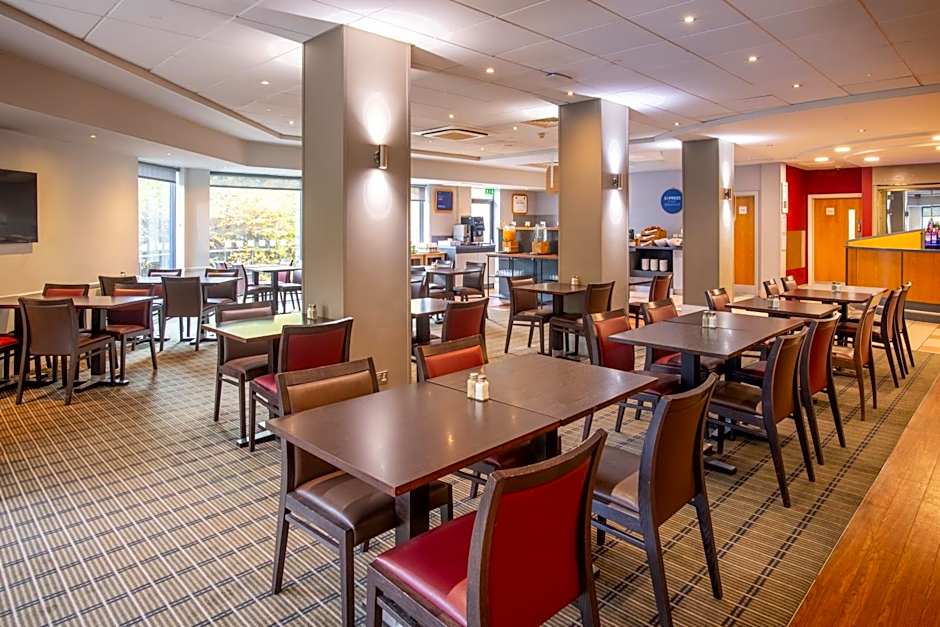 Holiday Inn Express Droitwich Spa By IHG