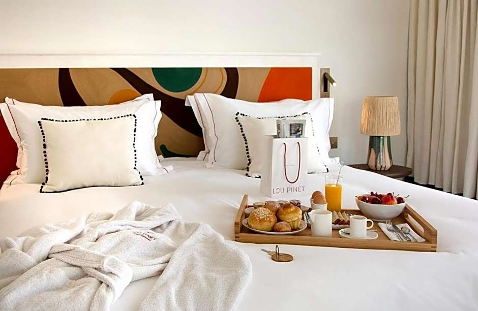 Hotel Lou Pinet