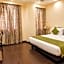 Vijaya Tej Clarks Inn, Patna