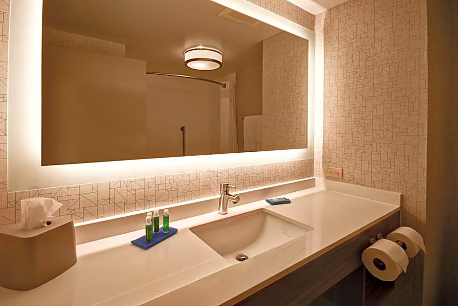 Holiday Inn Express & Suites Schererville By IHG