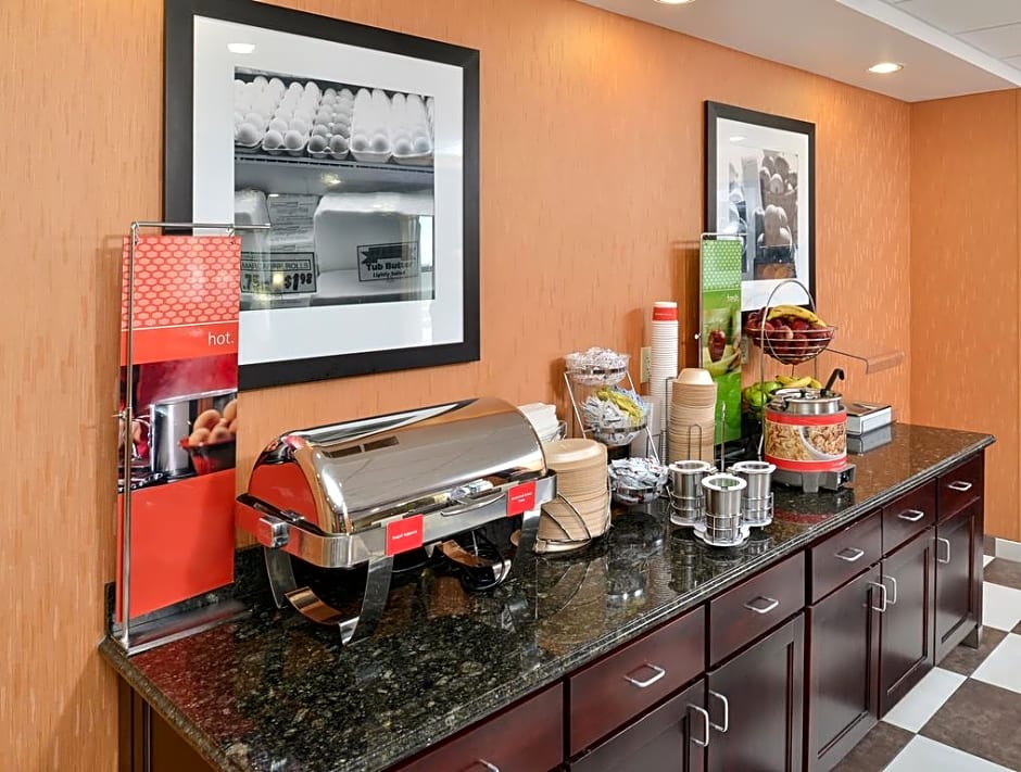 Hampton Inn Muscatine