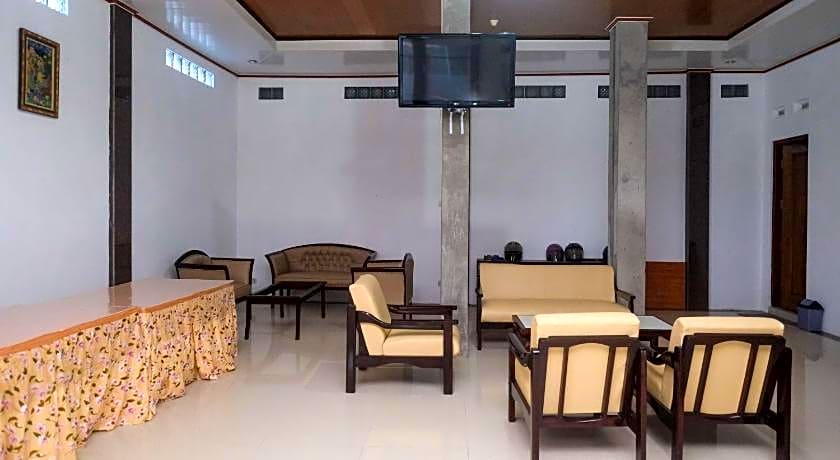 RedDoorz Syariah near Alun Alun Temanggung