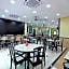 Pantai Inn