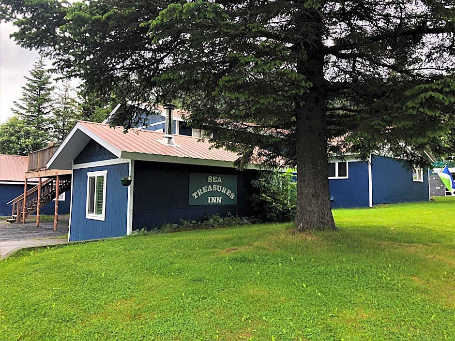 Sea Treasures Inn