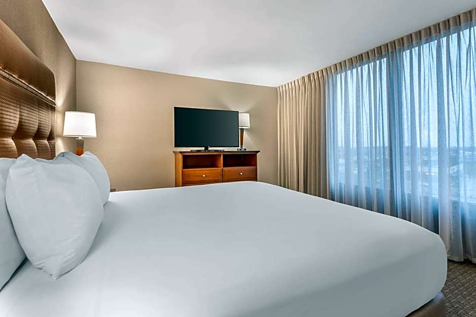 Drury Inn & Suites Champaign