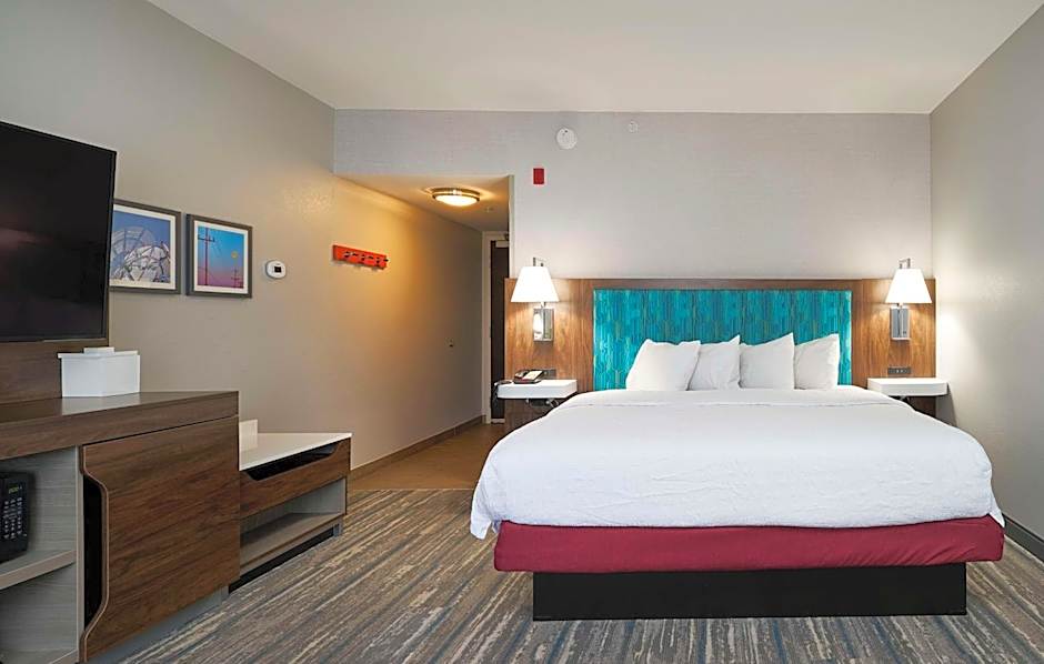 Hampton Inn By Hilton And Suites Salinas