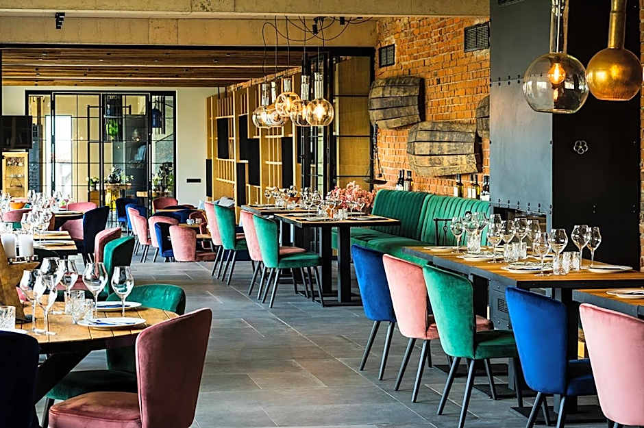 Chateau Copsa Complex