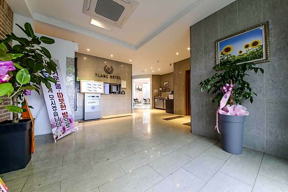 Dangjin Blanc Hotel