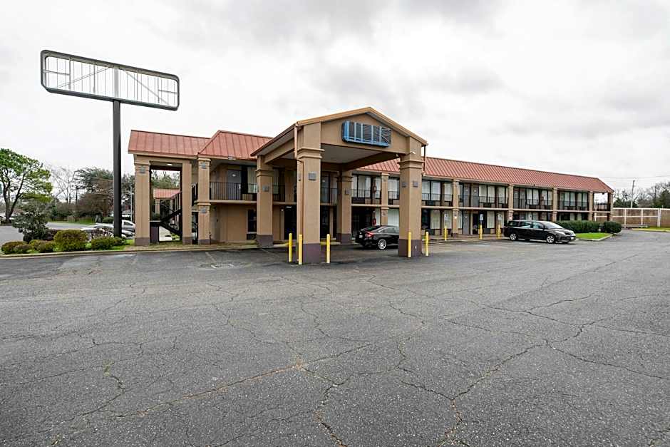 OYO Hotel Bossier City LA - Red River