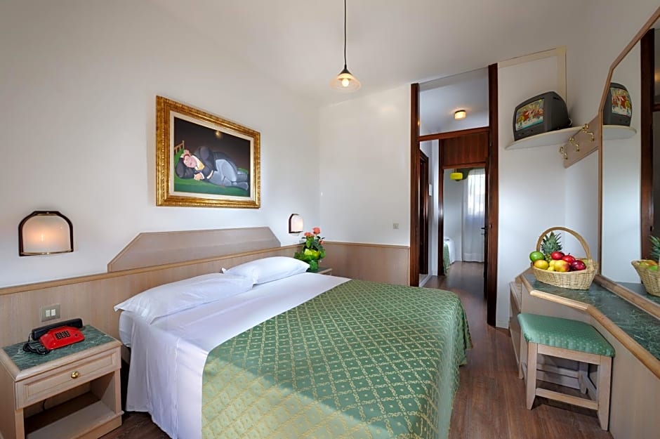 Hotel Niagara