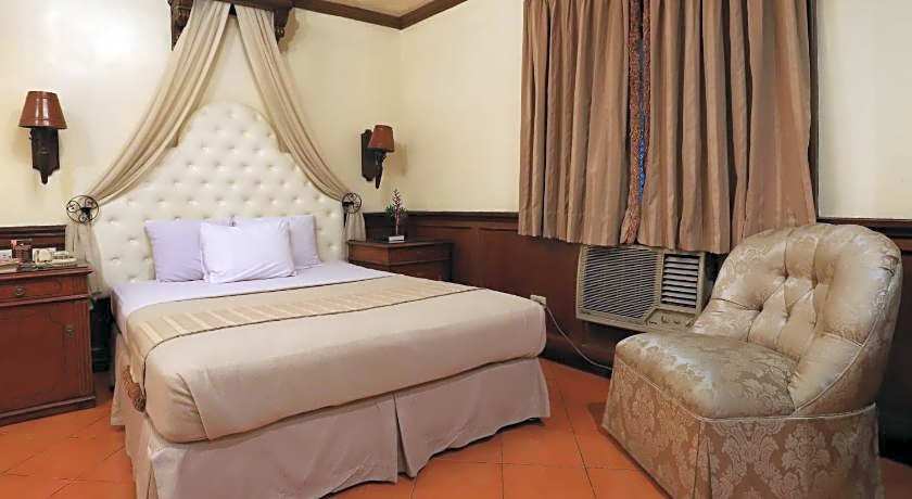 The New Camelot Hotel