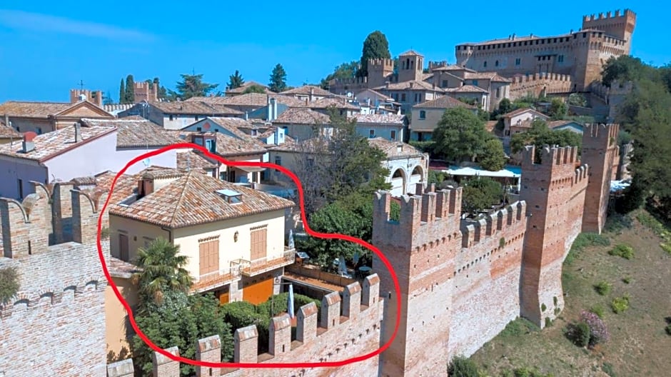 Photo 1 sur 46 de Cà La Terrazza - DENTRO IL BORGO STORICO