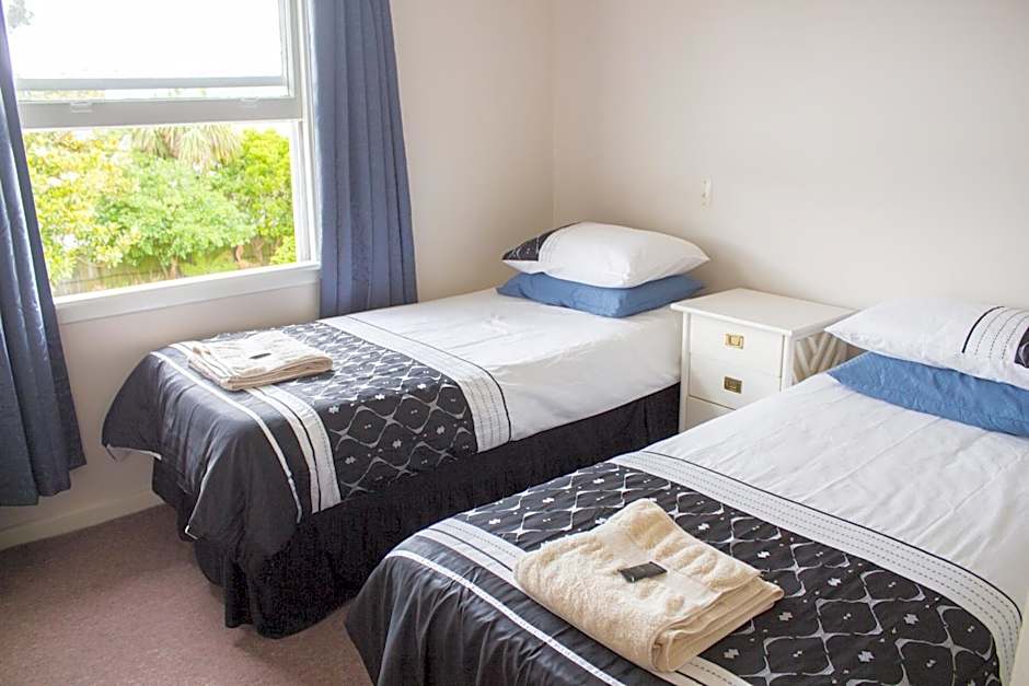 The Pier Lodge Bed And Breakfast