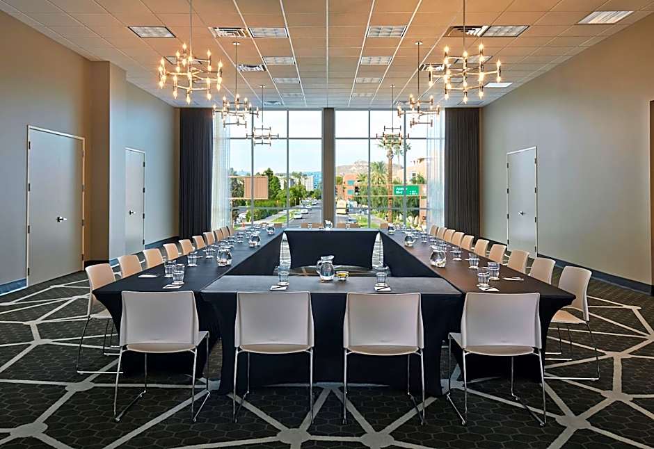 Graduate by Hilton Tempe