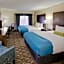 La Quinta Inn & Suites by Wyndham Springfield