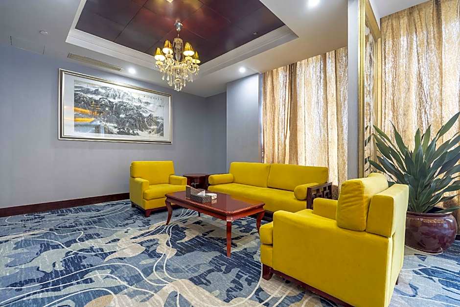 Yiyang HuaTian Hotel