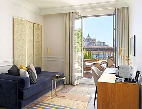 Deluxe Double Room with Terrace (2 Adults + 1 Child)